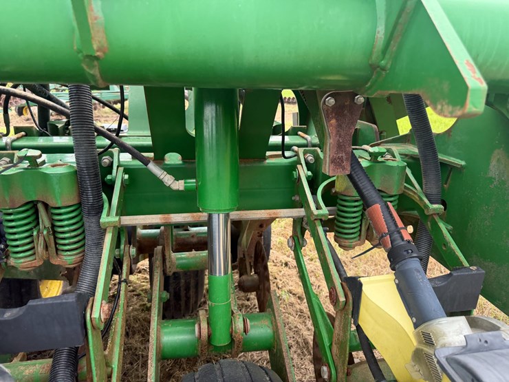 john-deere-1790-image-121