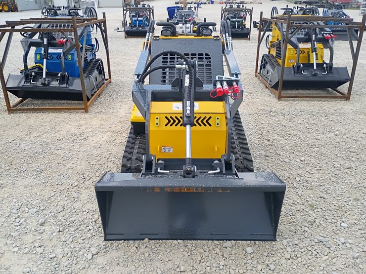 #l63-005-•-2026-zjg-380-mini-skid-steer-image-7
