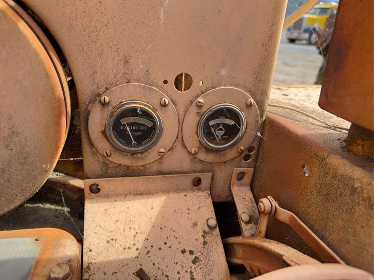 caterpillar-d2-image-41