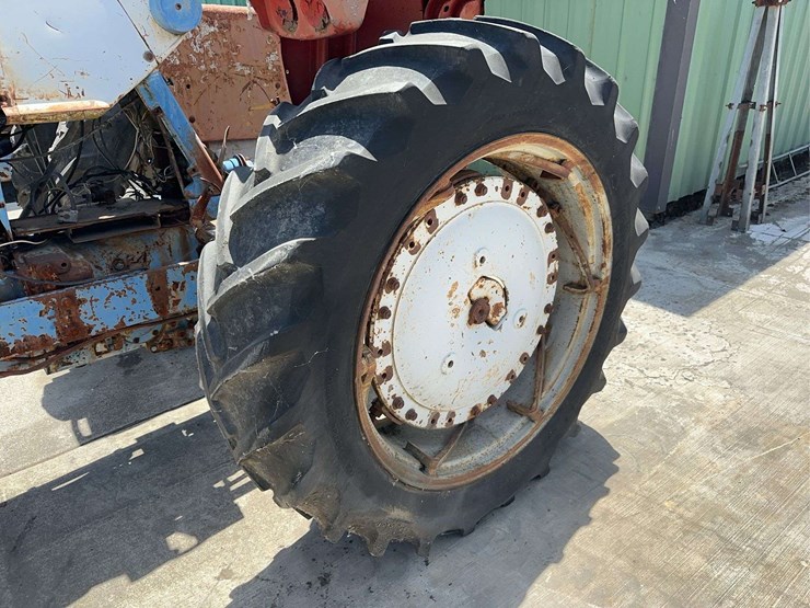 ford-6000-image-21
