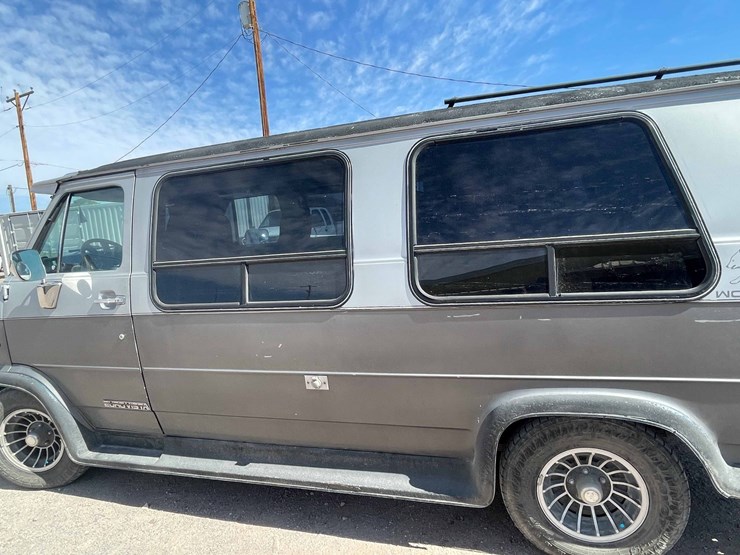 1988-chevrolet-g20-image-20
