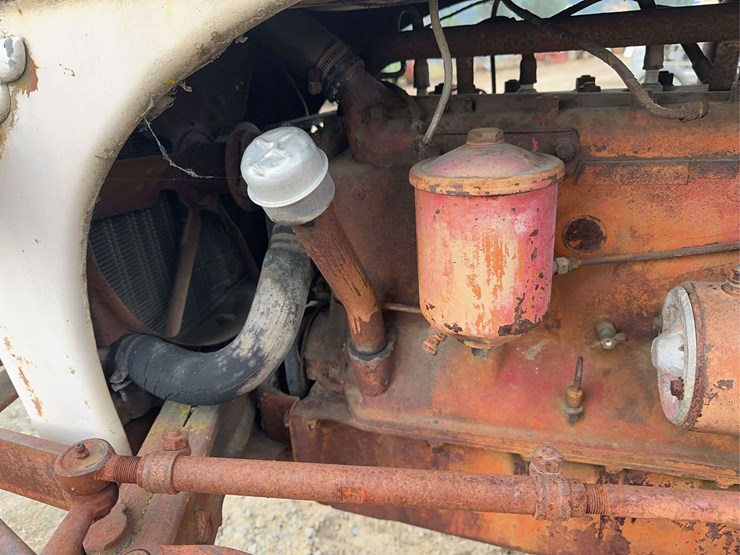 ford-8n-image-10