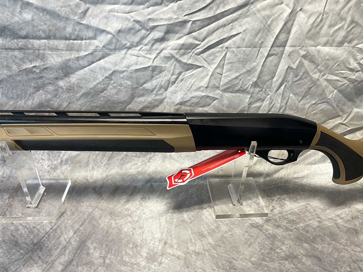 #10661-•-impala-plus-nero-desert,-12-ga.-semi-auto-shotgun,-sn:-60-h23yt-001382-image-9
