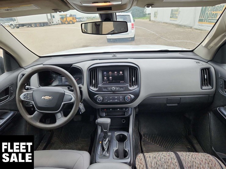 2021-chevrolet-colorado-image-18