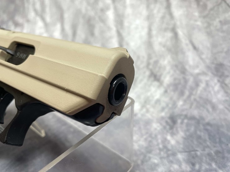 #10872-•-hi-point-c9,-9mm-luger-semi-auto-pistol,-sn:-p10189659-image-8