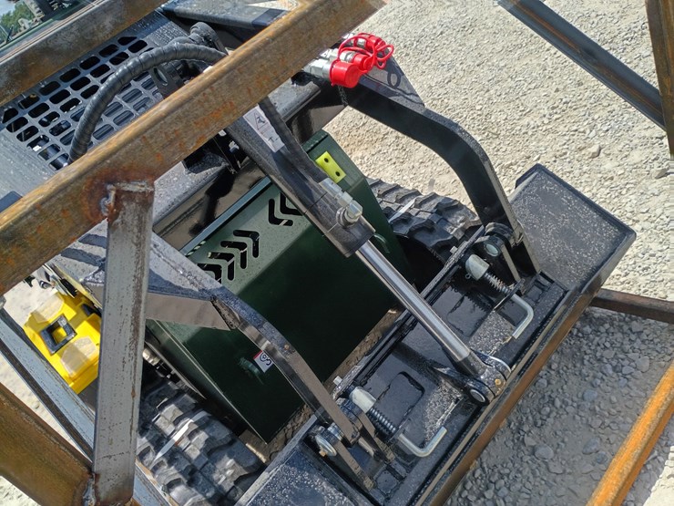 #l63-015-•-2026-zjg-380-mini-skid-steer-image-23