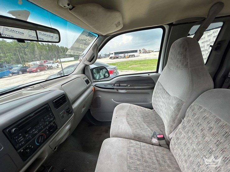 1999-ford-f350-image-18