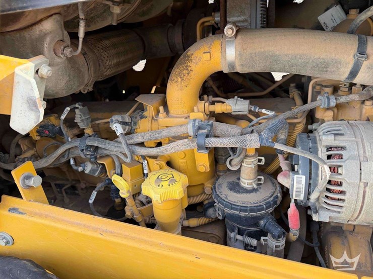 2020-deere-700k-xlt-image-16