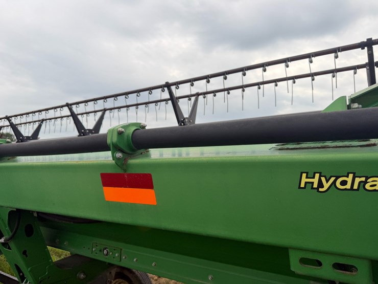 2015-john-deere-630d-image-6