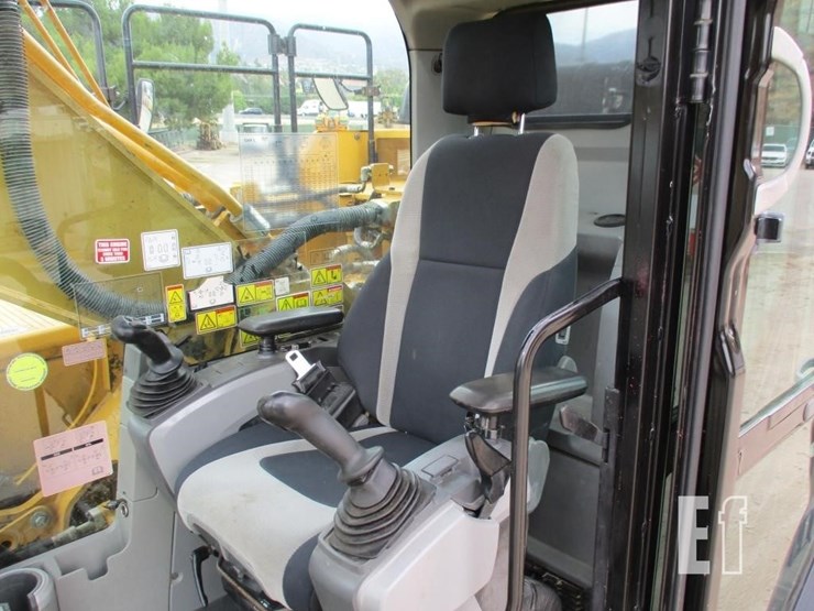2015-caterpillar-336fl-image-9