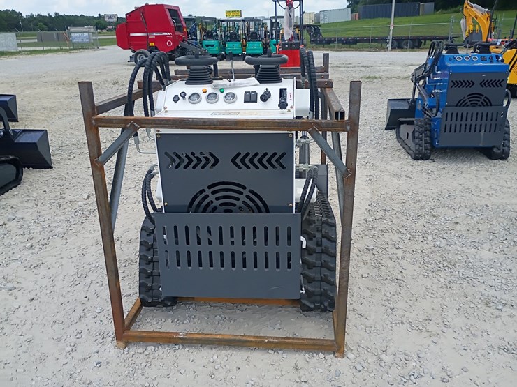 #l63-008-•-2026-zjg-380-mini-skid-steer-image-3