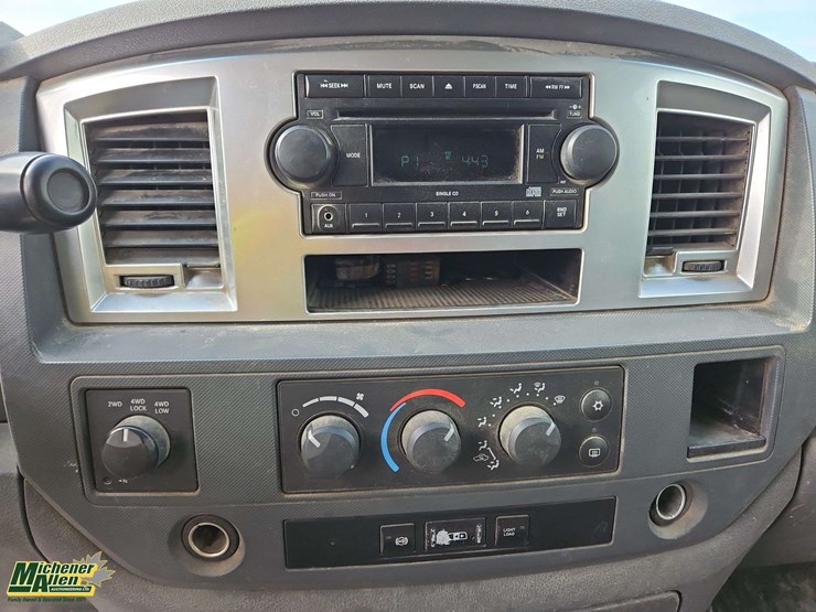 2008-dodge-ram-2500-image-21