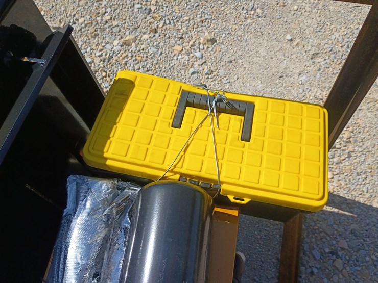 #l66-023-•-agt-breaker-hammer-skid-steer-attachment-image-10