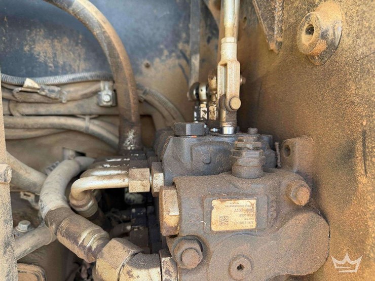 2020-deere-700k-xlt-image-49