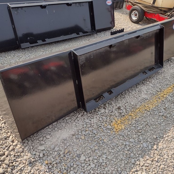 84 in Skid Loader Bucket (QEA 2316)