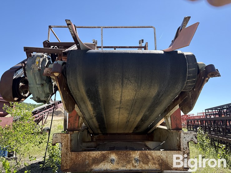universal-3042-image-15