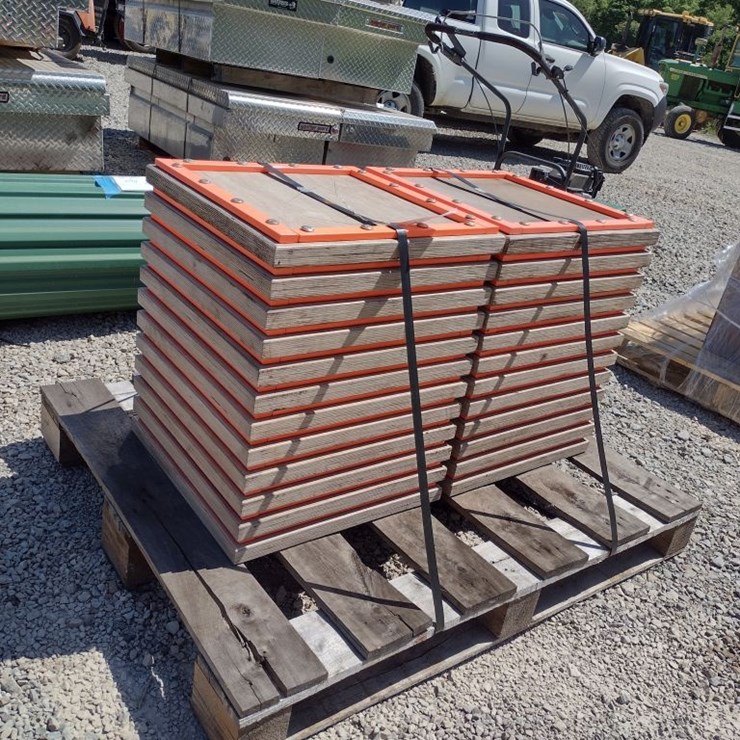 Outrigger Pads (QEA 4726)