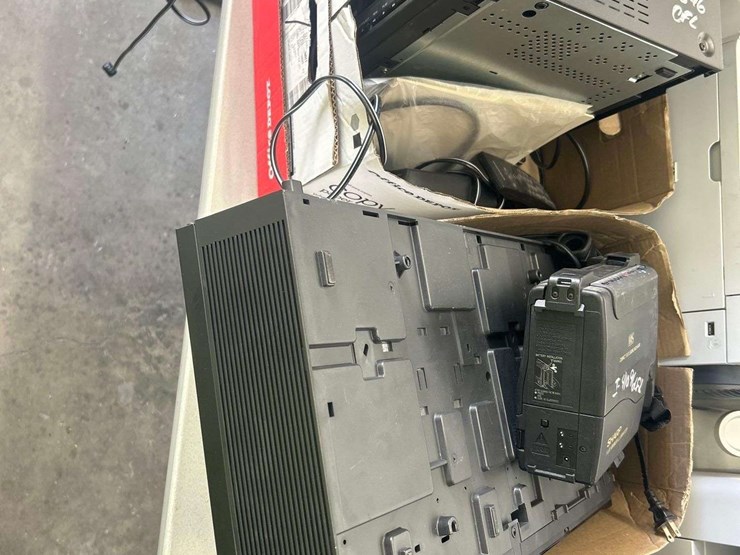 misc-audio/video-equipment-image-3
