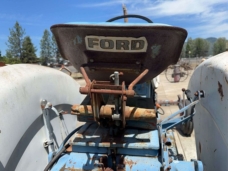 ford-6000-image-34
