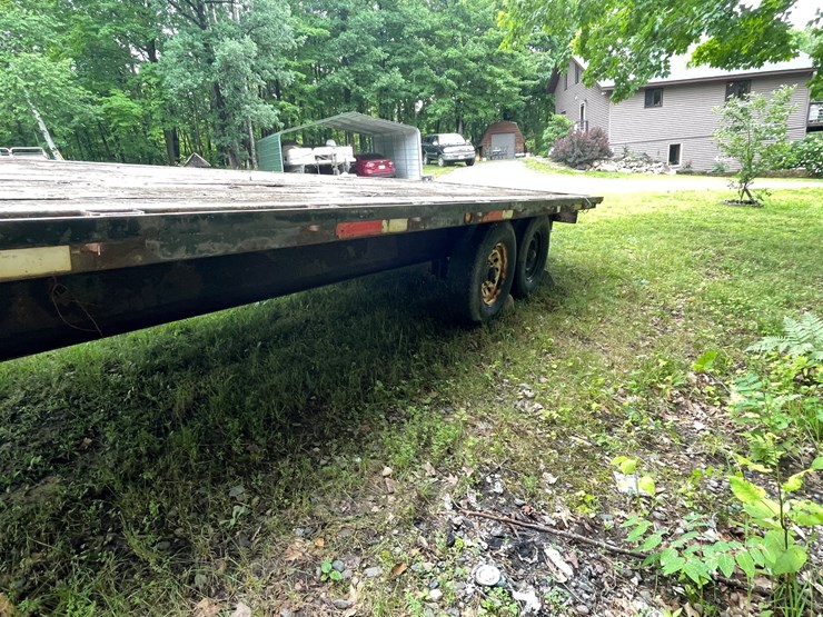 #6105-•-fifth-wheel-flatbed-trailer-(no-title)(sells-bill-of-sale)-image-12