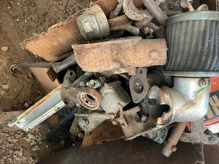 #1246-•-pile-of-classic-car-parts-image-13
