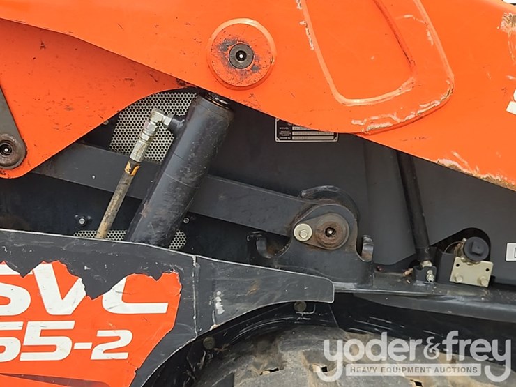 2024-kubota-svl65-2-image-16