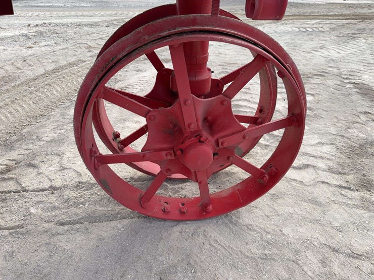 farmall-f-20-image-15