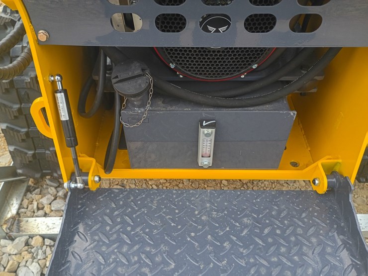 #l73-054-•-2026-ats-t-460-mini-skid-steer-image-5