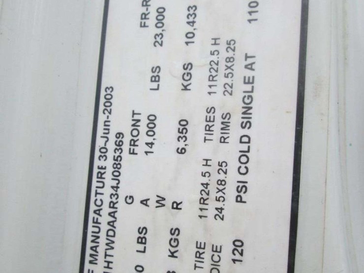 2004-international-7400-image-11