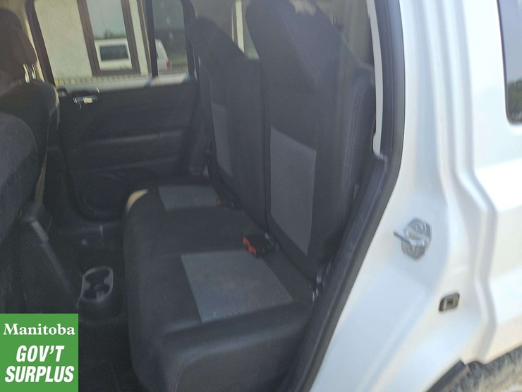 2015-jeep-patriot-image-21