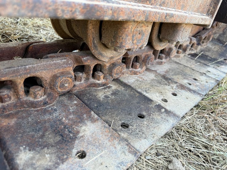 caterpillar-307-image-21