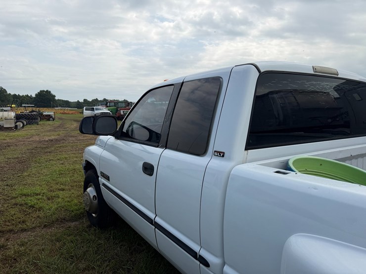 1998-dodge-ram-3500-image-21