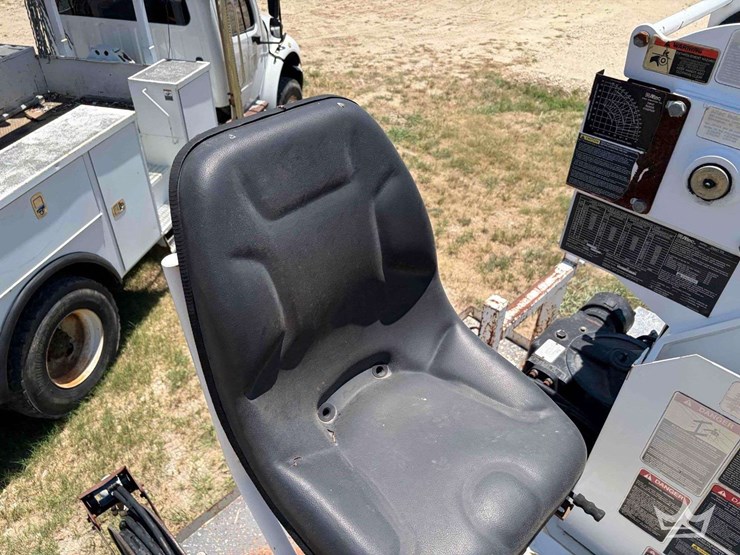 international-durastar-4300-image-26