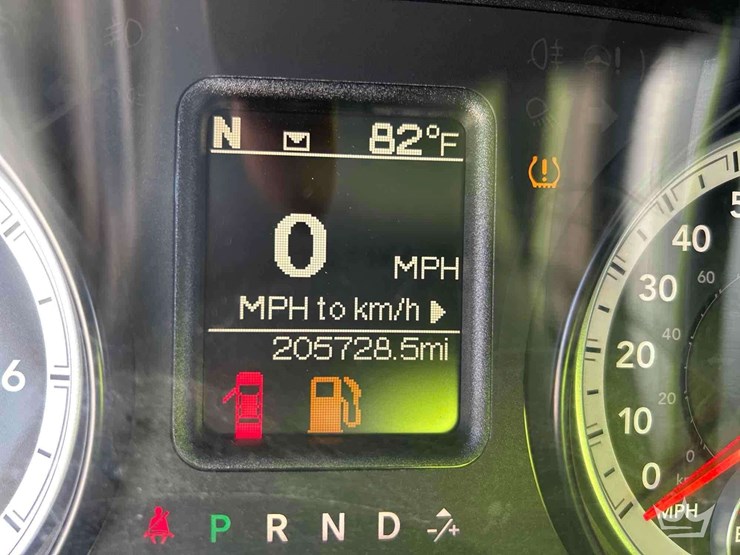 2014-dodge-2500-image-7