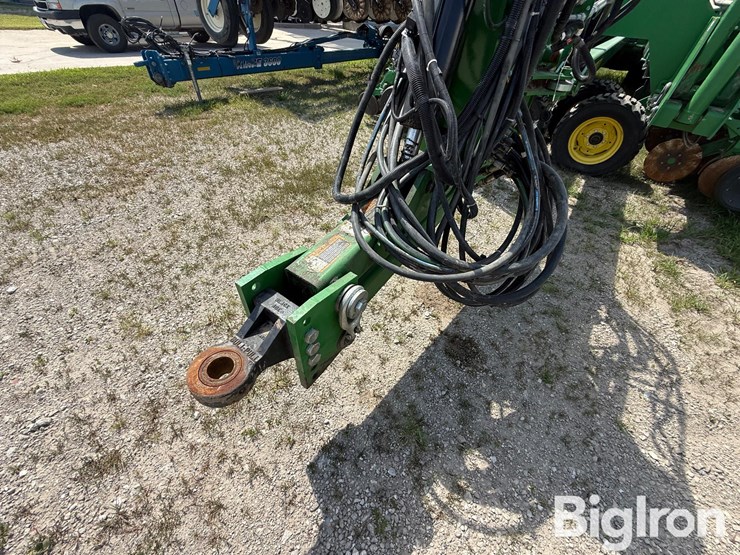 2021-john-deere-db60-image-15