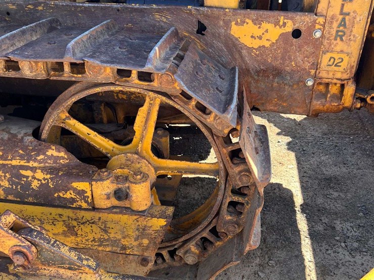 caterpillar-d2-image-12