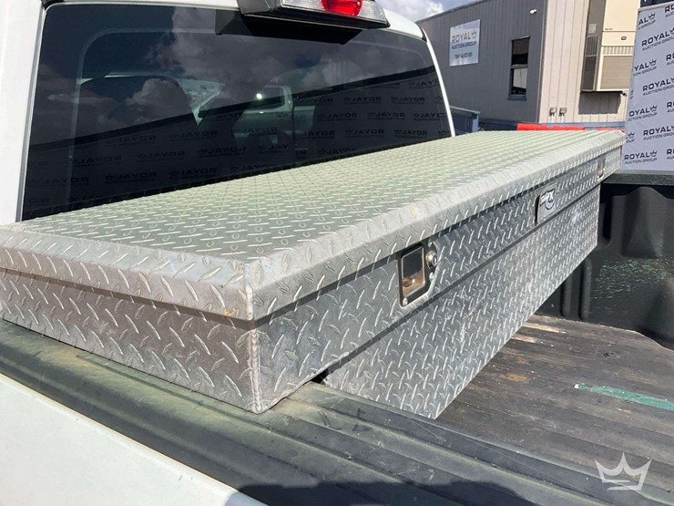 2017-ford-f150-image-17