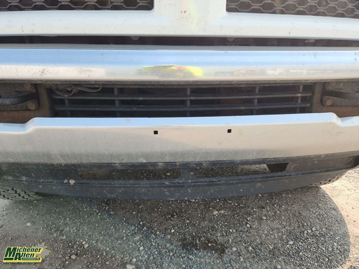2014-dodge-2500-image-33