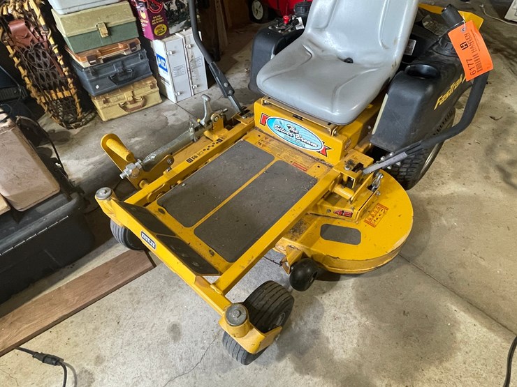 #6177-•-hustler-fastrak-z-zero-turn-lawn-mower-image-4