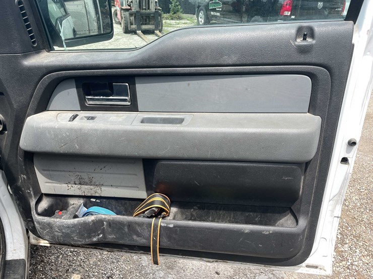 2014-ford-f150-xl-image-62