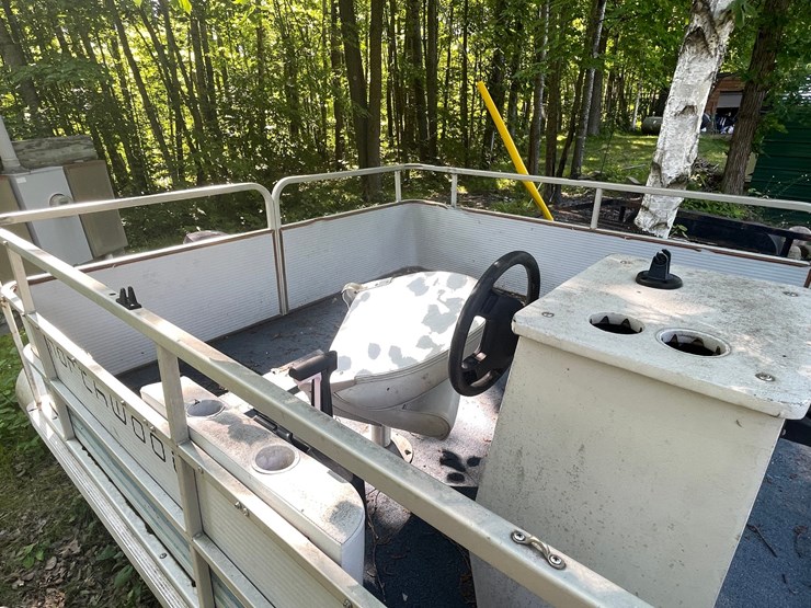 #6100-•-northwoods-pontoon-with-north-country-pontoon-scissor-trailer-(sells-bill-of-sale)-image-23