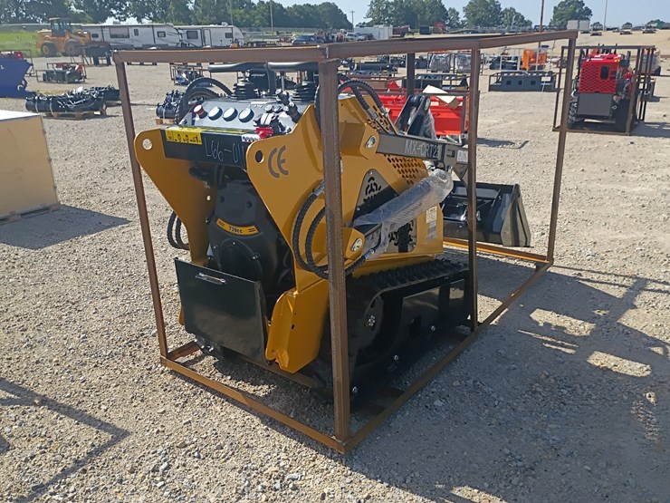 #l66-011-•-2026-agt-mx-crt23-mini-skid-steer-image-4