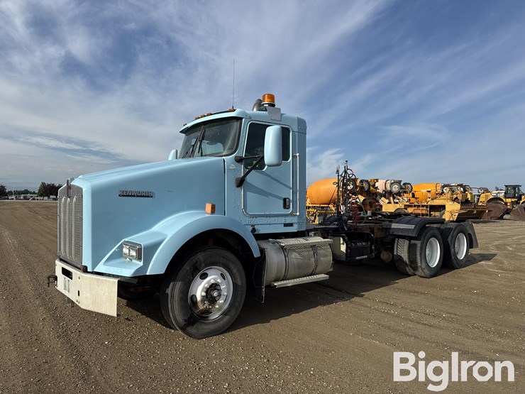 2008-kenworth-t800-image-1