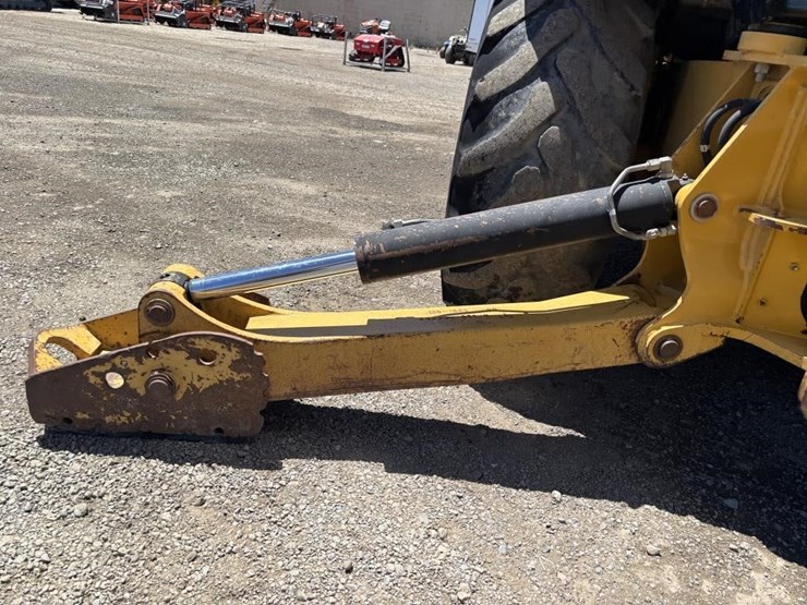 2007-caterpillar-420e-image-28