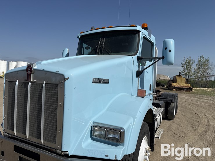 2007-kenworth-t800-image-12