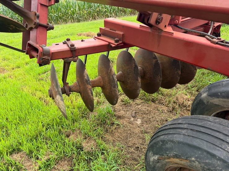 case-ih-3950-image-63