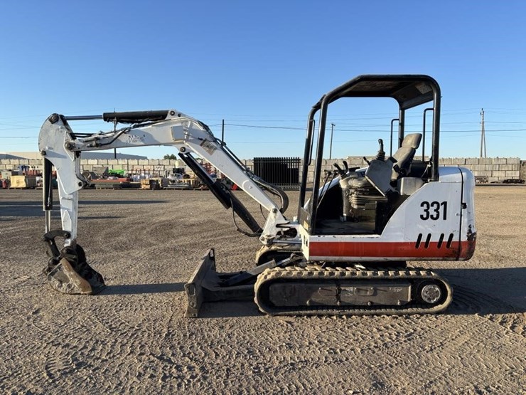 2004-bobcat-331g-image-5