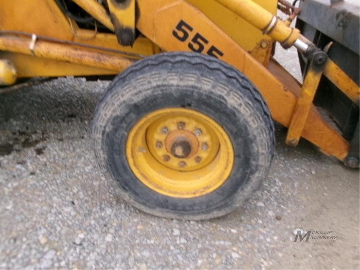 1979-ford-555-image-27