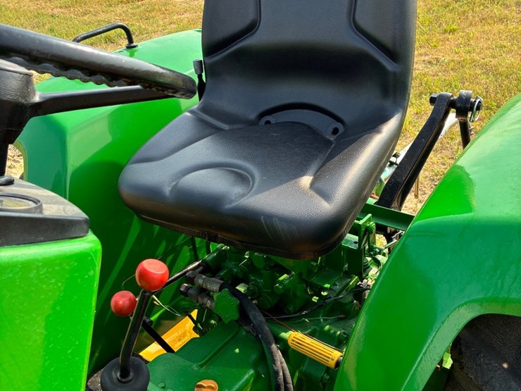 john-deere-750-image-9