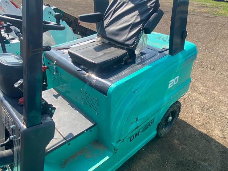 #9688-•-electric-forklift-(doesn't-run)-image-4